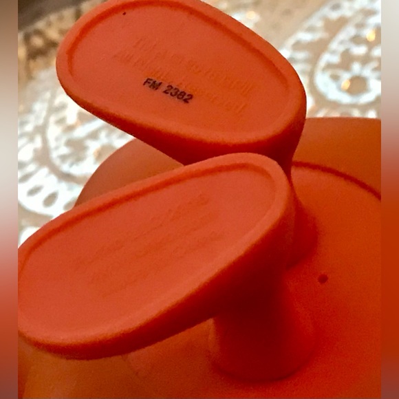 Funko Pop GAMES Q*bert Orange Vinyl Figure Gaming Character Vaulted Hot Topic - Picture 7 of 8